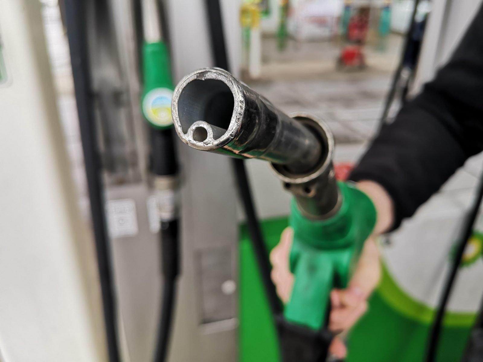 What is E10 Petrol and Can My Car Run It?